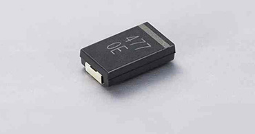 村田推出 SMD 薄型片式聚合物铝电容器，具有低 ESR 4